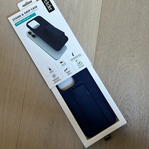 NWT iPhone13 Pro Max Stand & Grip Phone Case in navy blue - Picture 5 of 7
